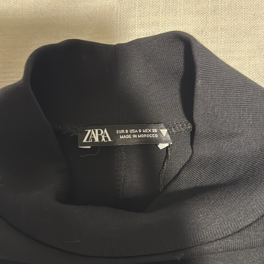 Zara fitted dress with ruching NWT - Picture 3 of 5